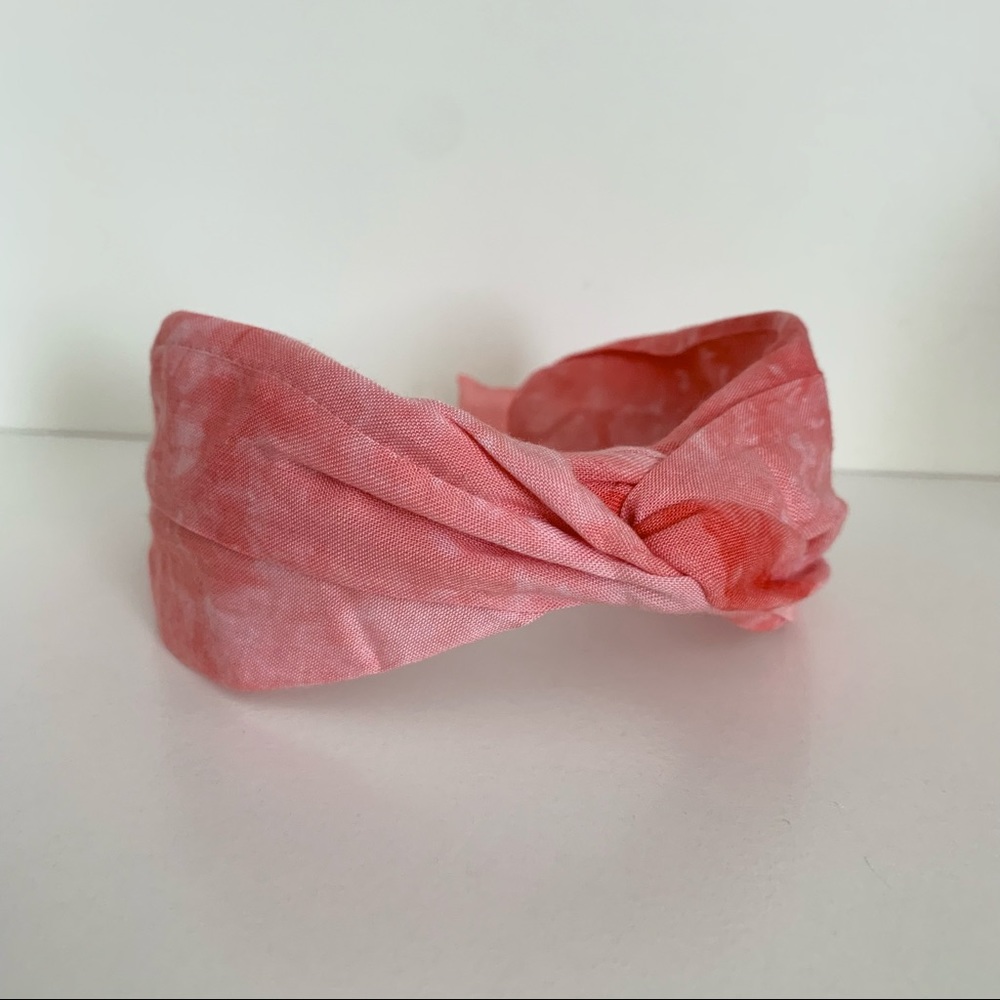 NWOT Thick knotted tie dye headband